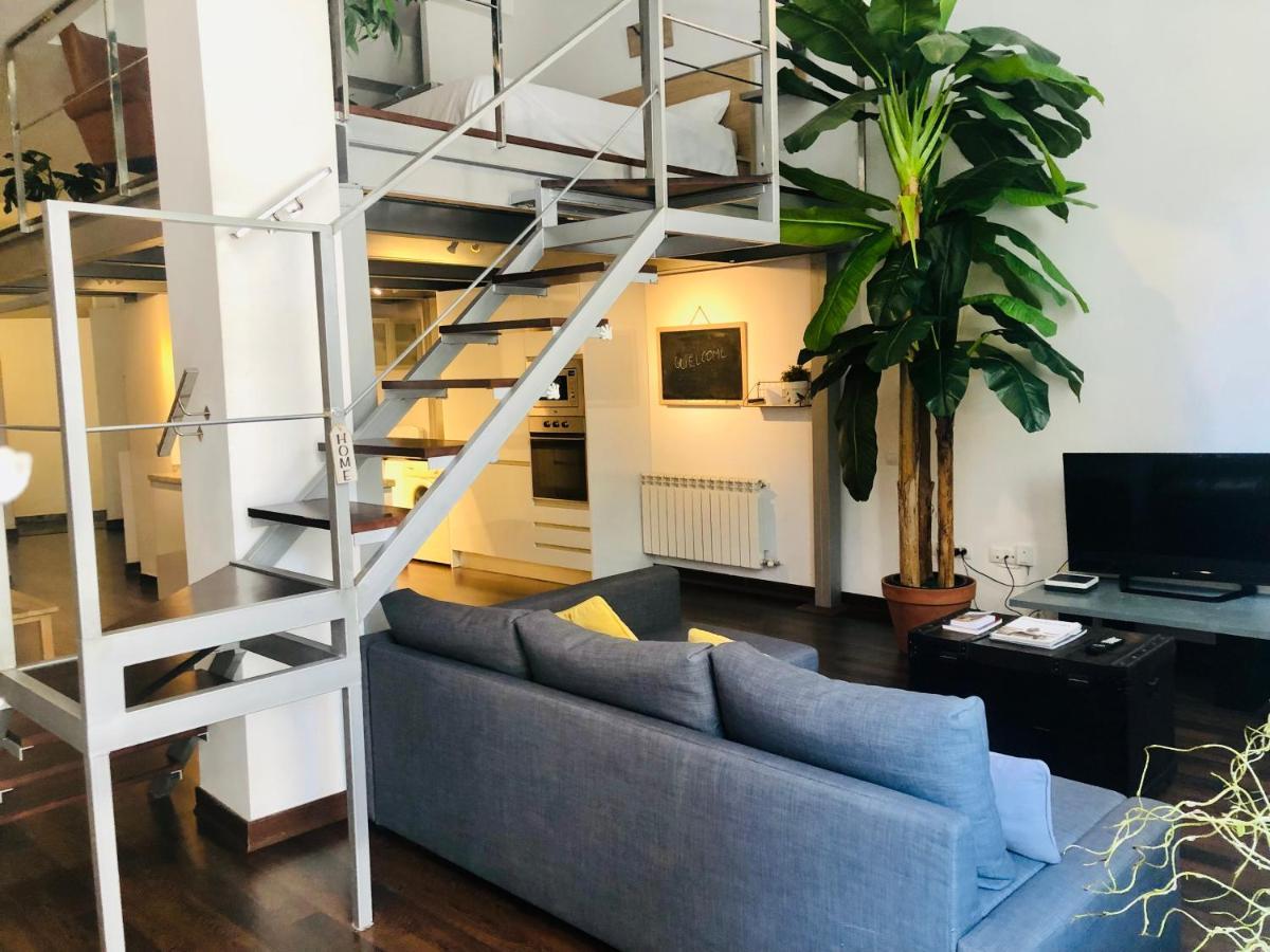 Lujoso Loft A 2Min A Pie Del Casco Historico Apartment Seville Exterior photo